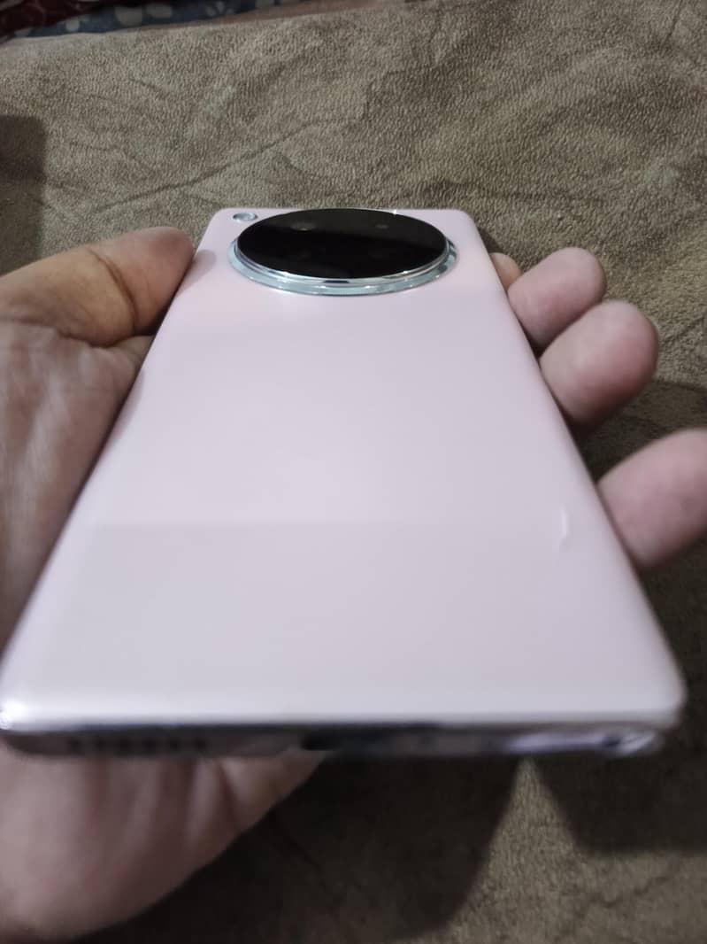 Infinix Zero 40 4