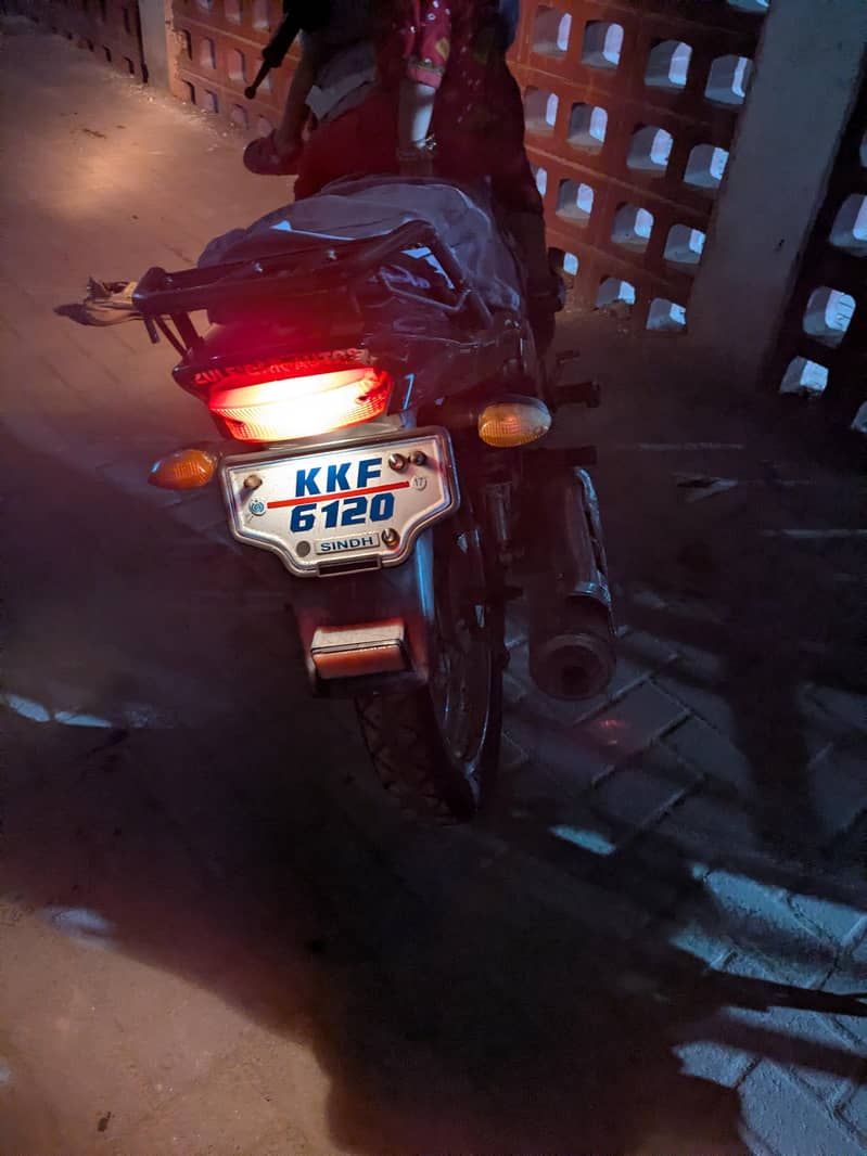 YB125z 7