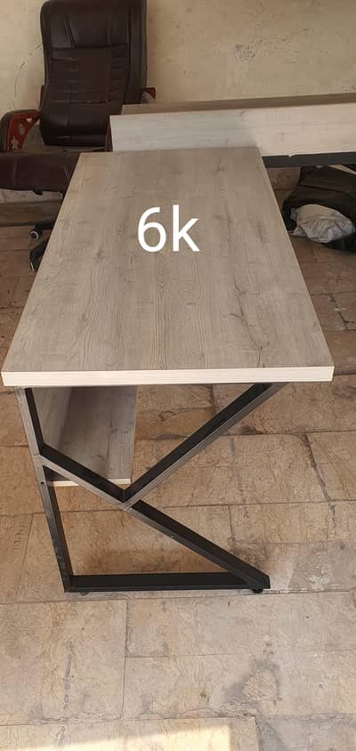 Computer tables