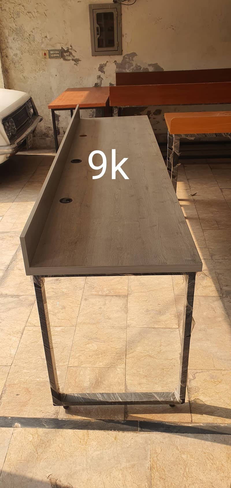Computer tables.  office tables 4