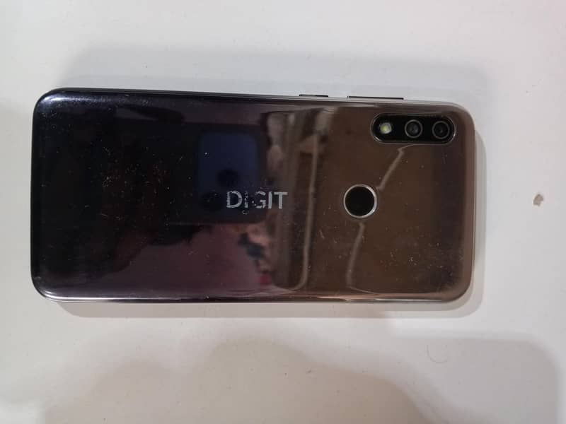 Digit play 1 2