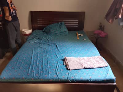 Wooden bed double with metress