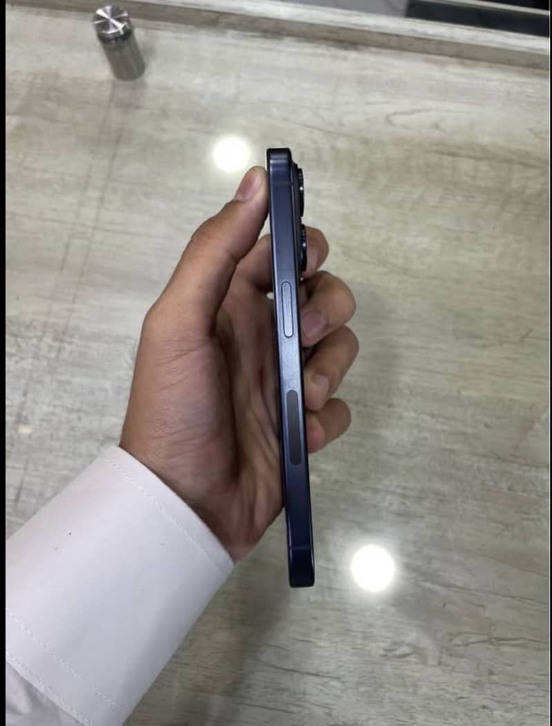 iPhone 15 Pro jv 1