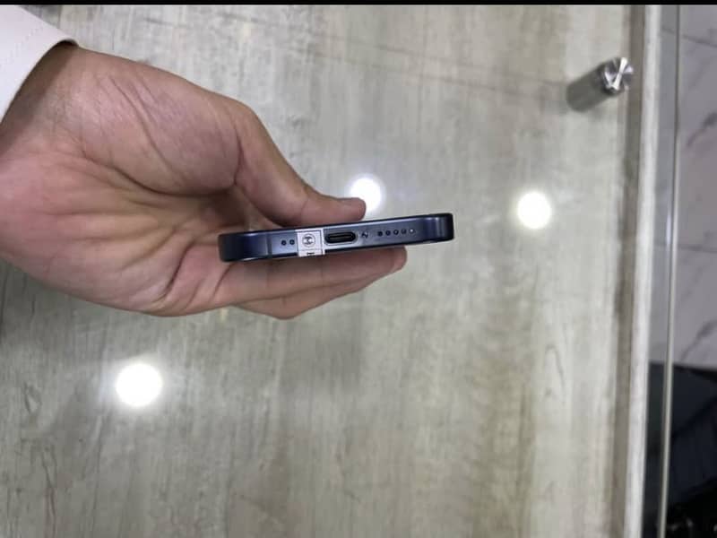 iPhone 15 Pro jv 3