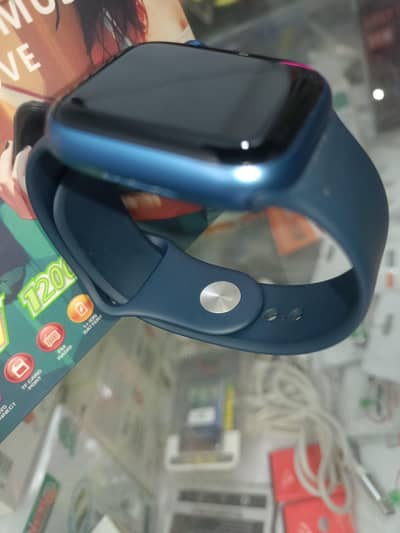 Apple series 7 Available