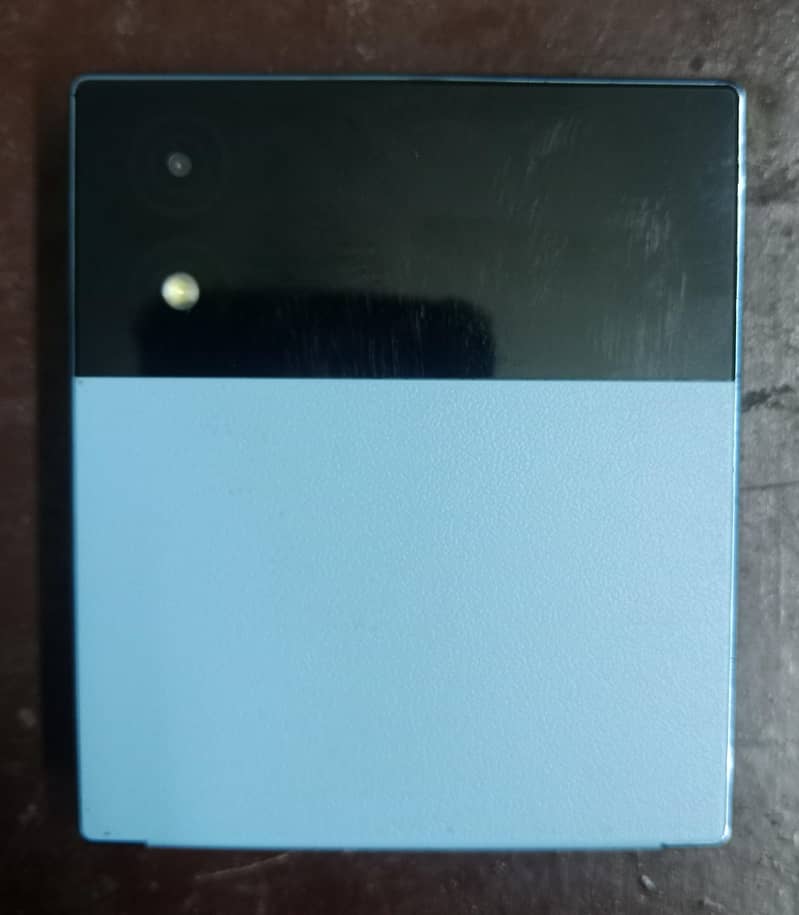 Itel Flip 1 2