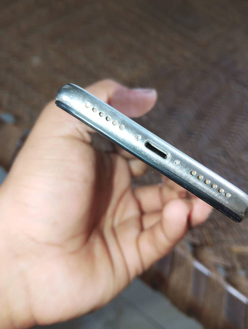 Apple iPhone X 2