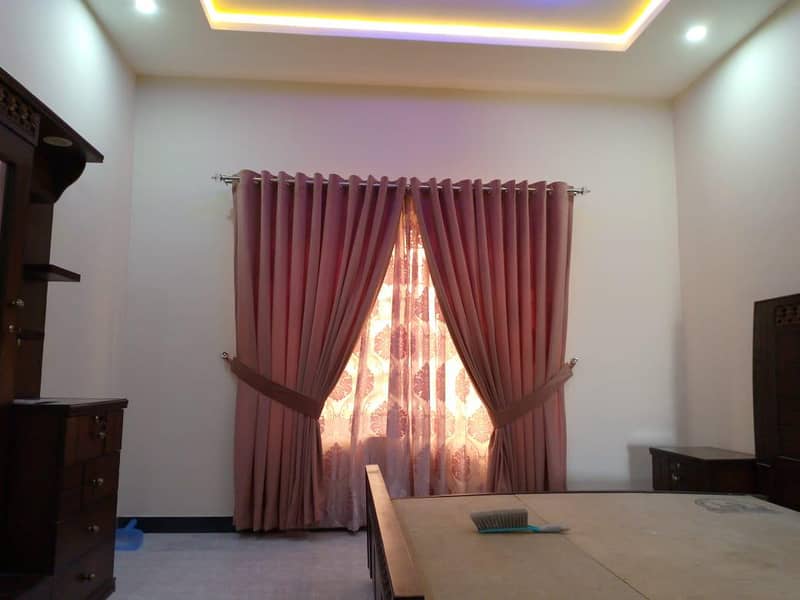 interior designer 16