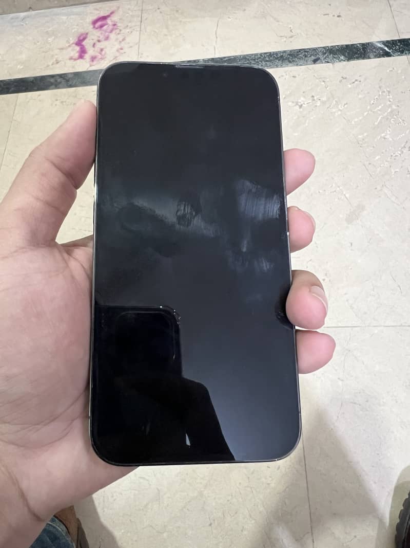 Apple iPhone 13 Pro 2