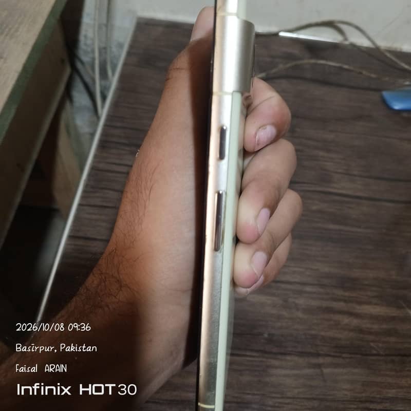 Google Pixel 7 3