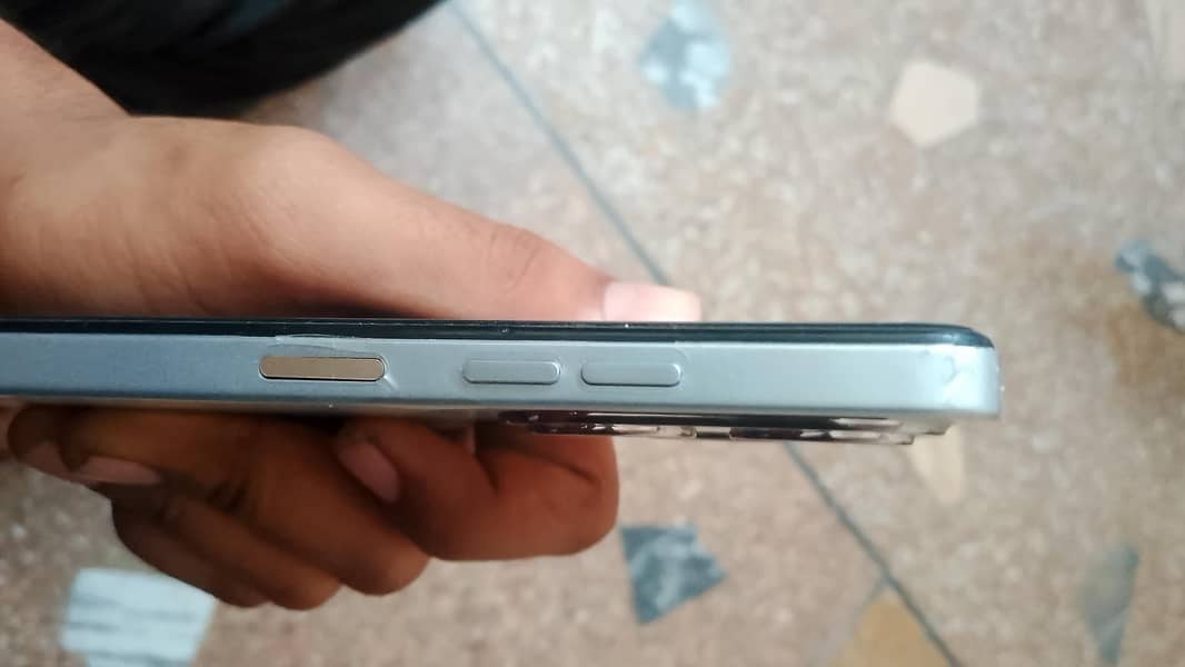 Tecno Spark 20 2
