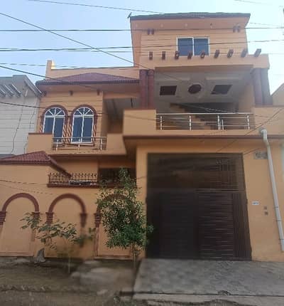 Double Storey 787 Square Feet House Available In Nawab City For rent