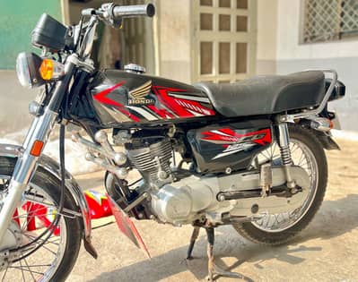 Honda CG 125 Brand New Condition 2024-2025 Model