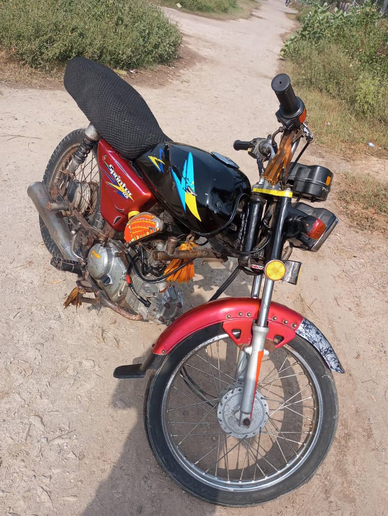 Suzuki spinter 2007 2