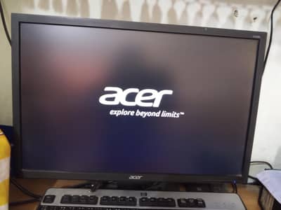 Acer v226wl 100/100 condition