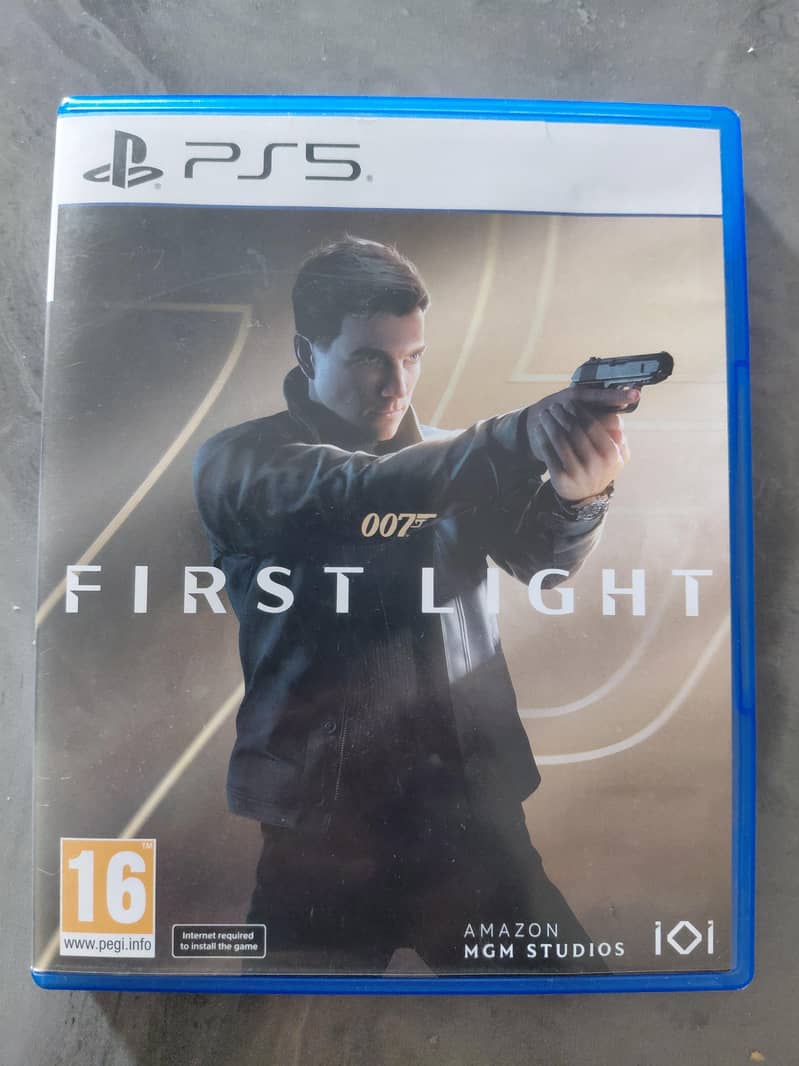 First Light: 007 James Bond 0