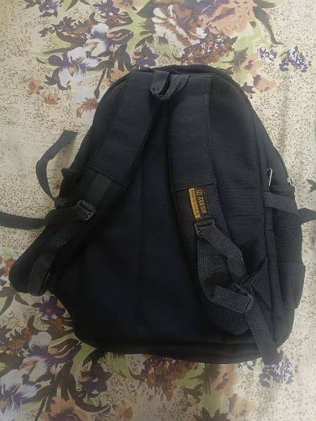 school beg 0