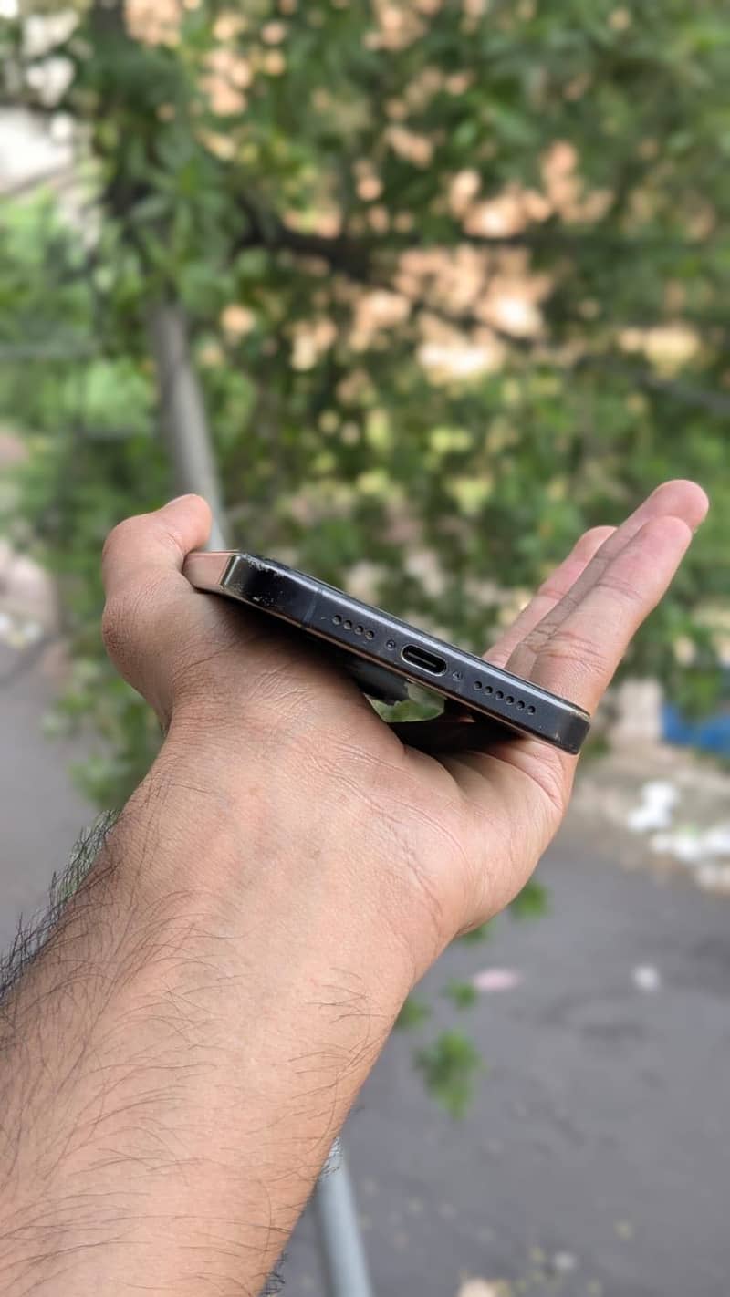 iPhone 15 Pro Max Jv 4