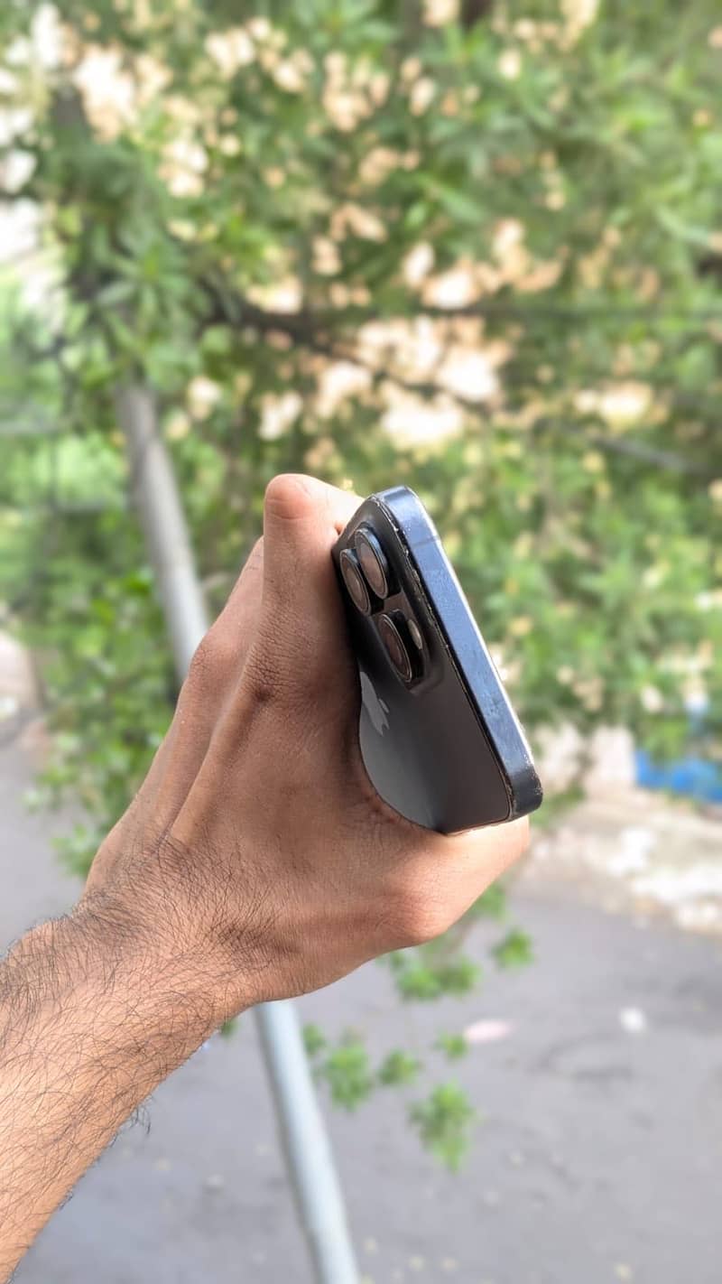 iPhone 15 Pro Max Jv 6