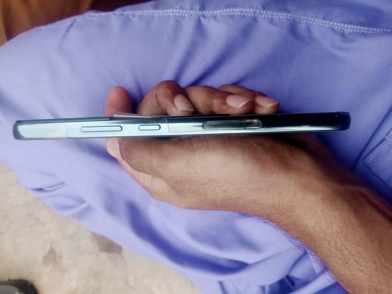 Samsung Mobile S22 Plus 0