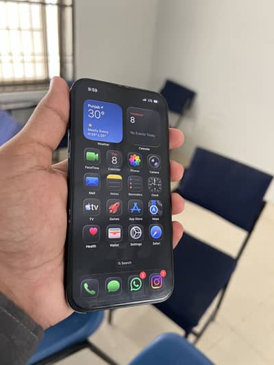 Apple iPhone 13