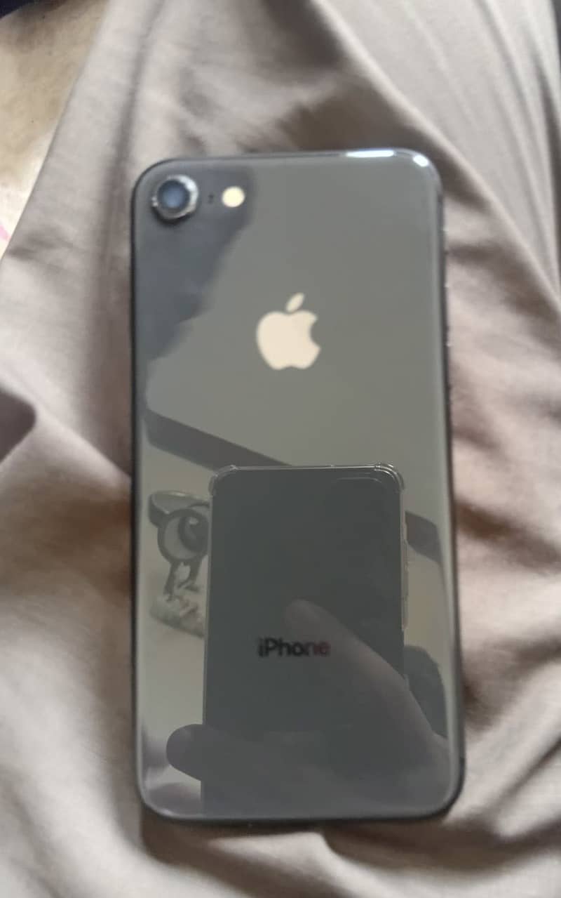 iPhone 8 2