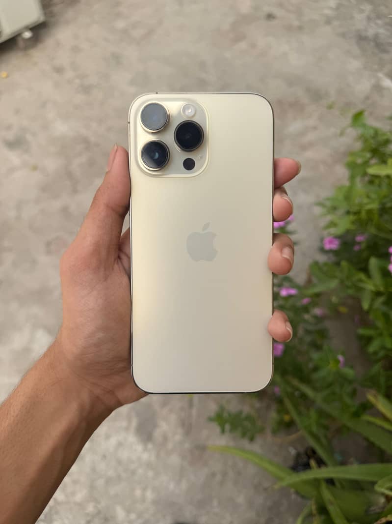 Iphone 14 pro max 0