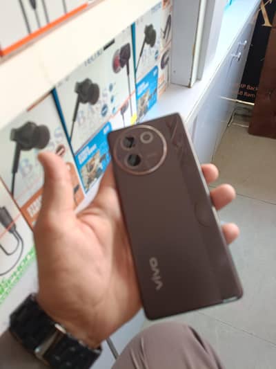 Vivo V30 e