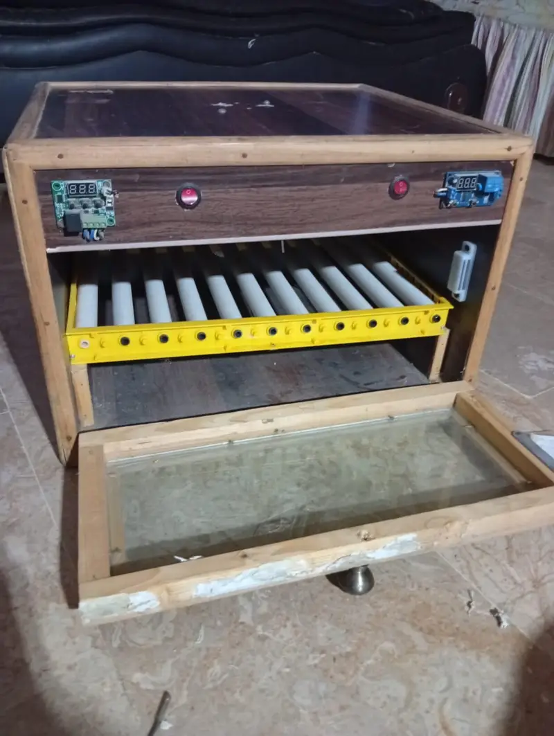 56 eggs automatic rolling tray with brooder — photo 5