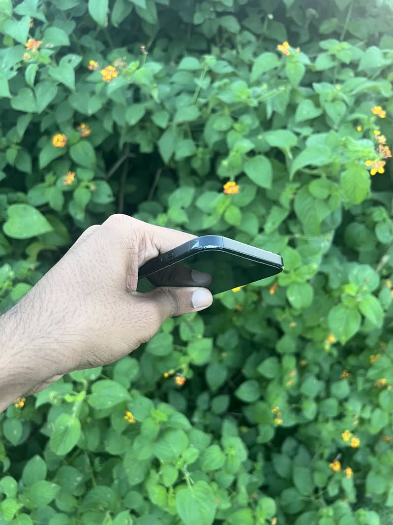 Apple iPhone 15 jv 0