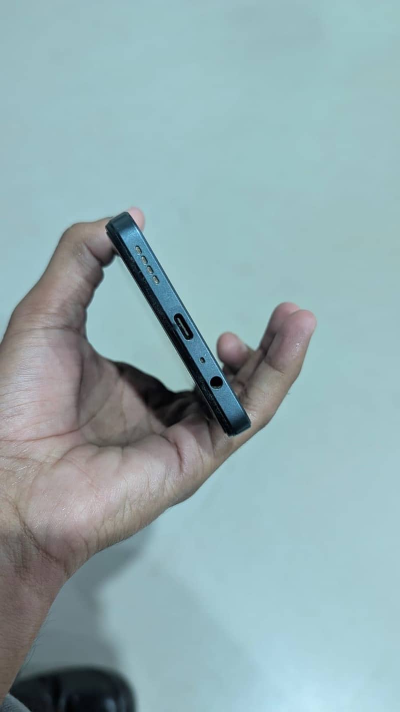 Realme C71 1