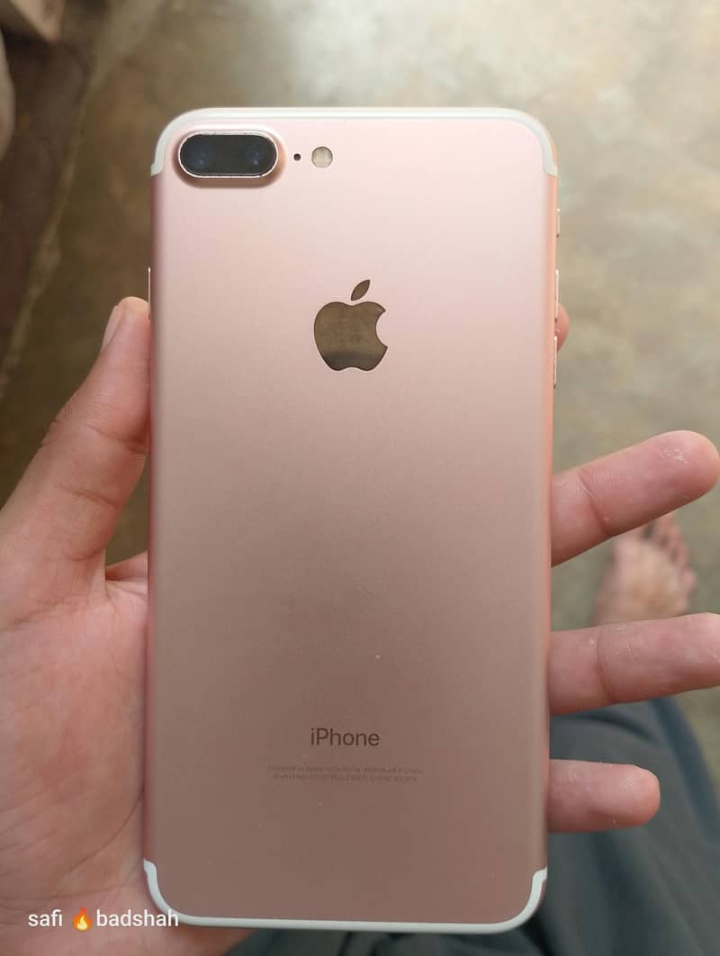 Apple iPhone 7 Plus 0