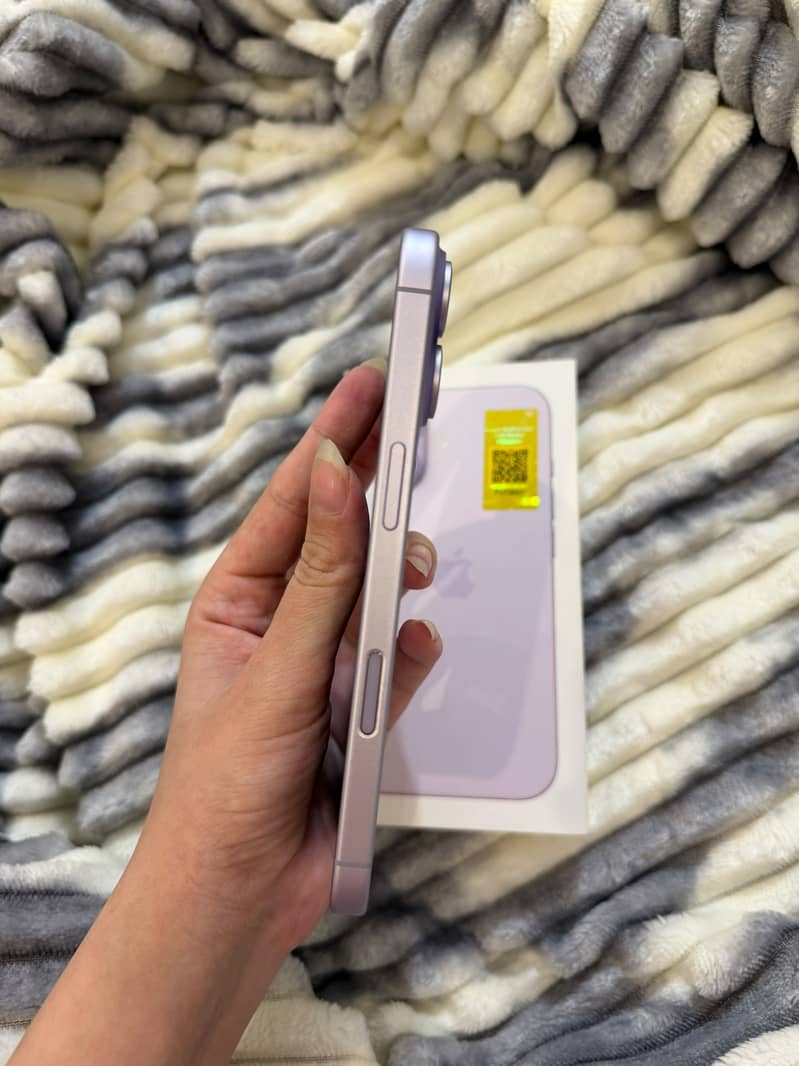 Apple iPhone 17 9