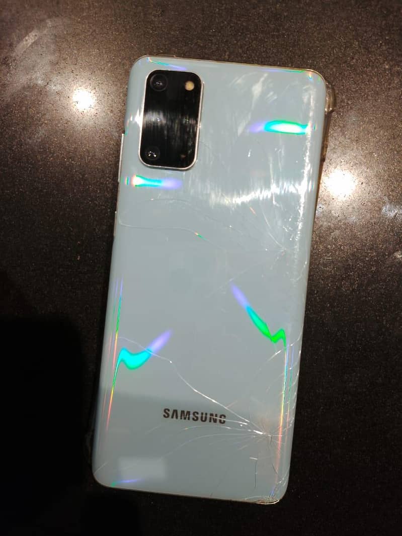 Samsung Mobile S20 Plus 3