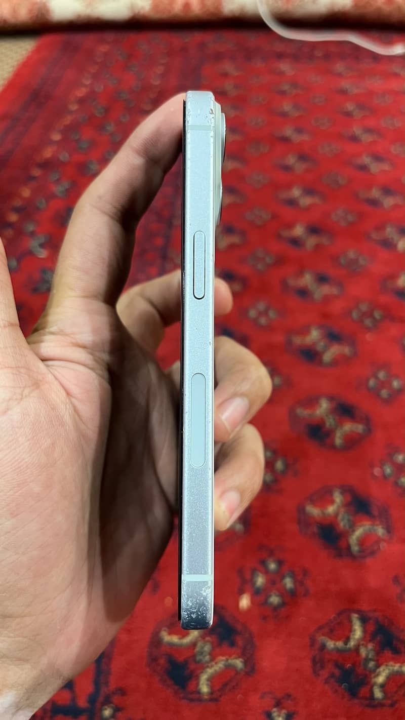 Apple iPhone 15 8