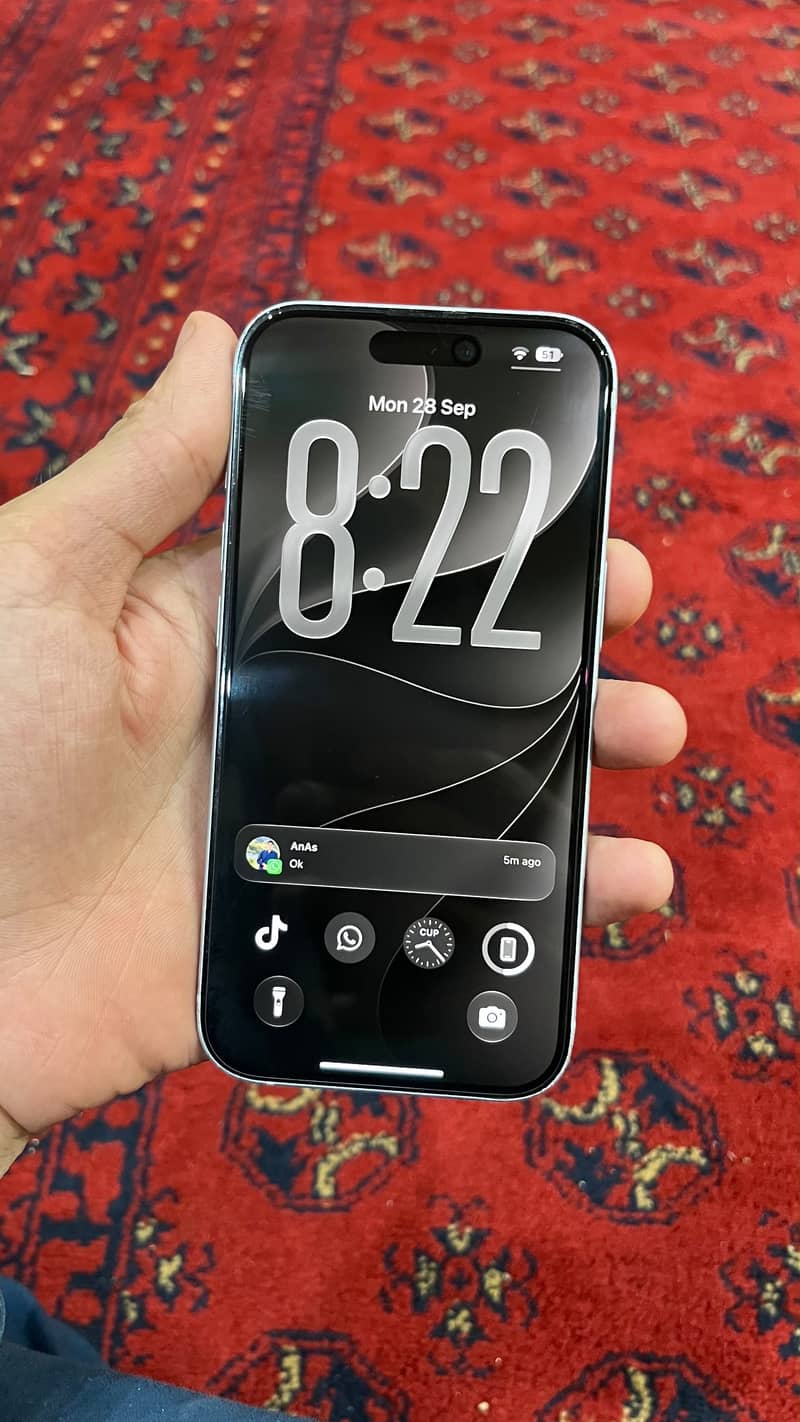 Apple iPhone 15 9