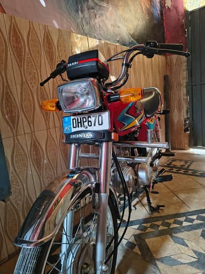 Honda CD70 2025 Model