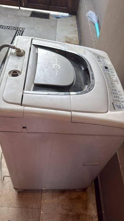 Toshiba 79L Washer + Dryer