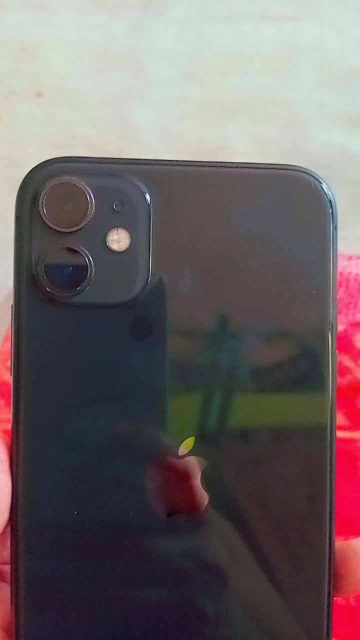 Apple iPhone 11 6