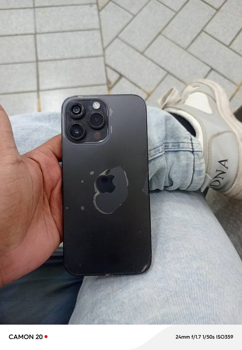 Apple iPhone 14 Pro Max 0