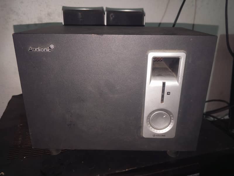 audionic computer speakers . exchange possible 0