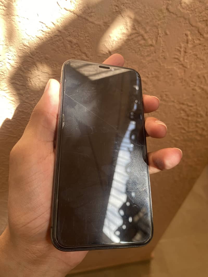Apple iPhone X 3