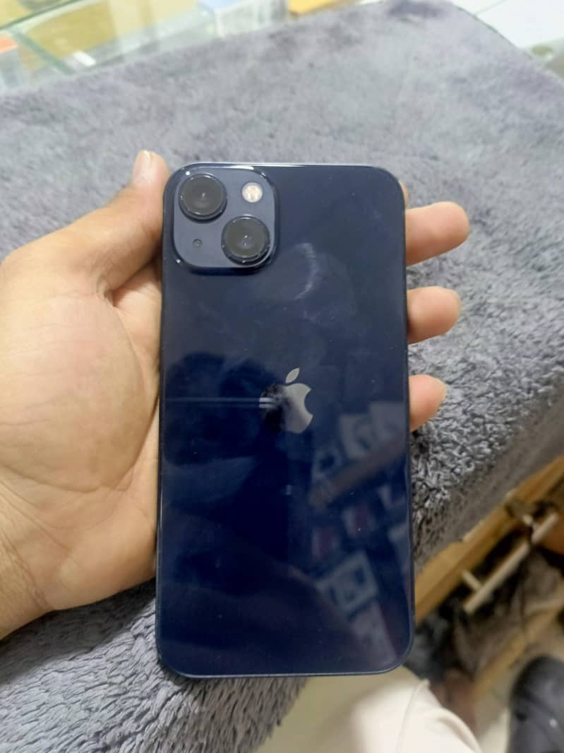 Apple iPhone 13 3