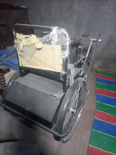 Three wheel cycle