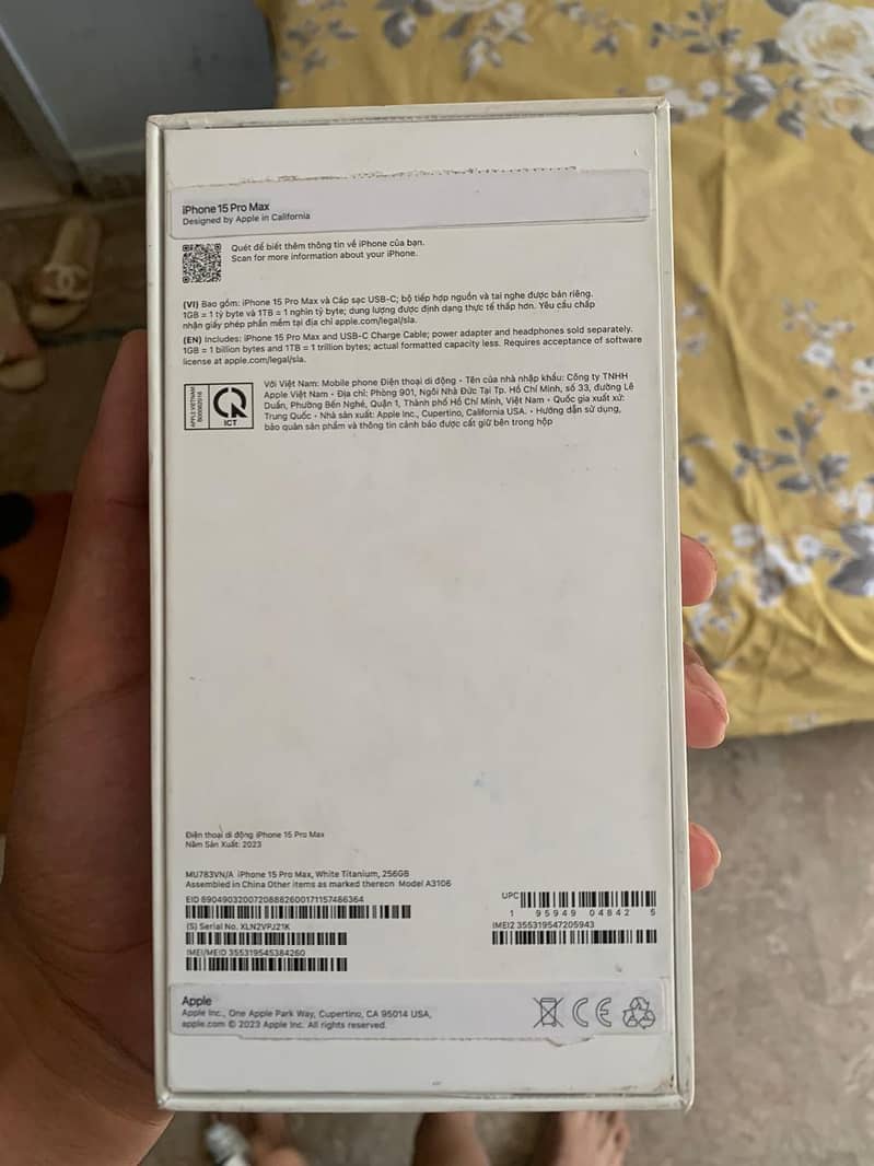 Apple iPhone 15 Pro Max 0