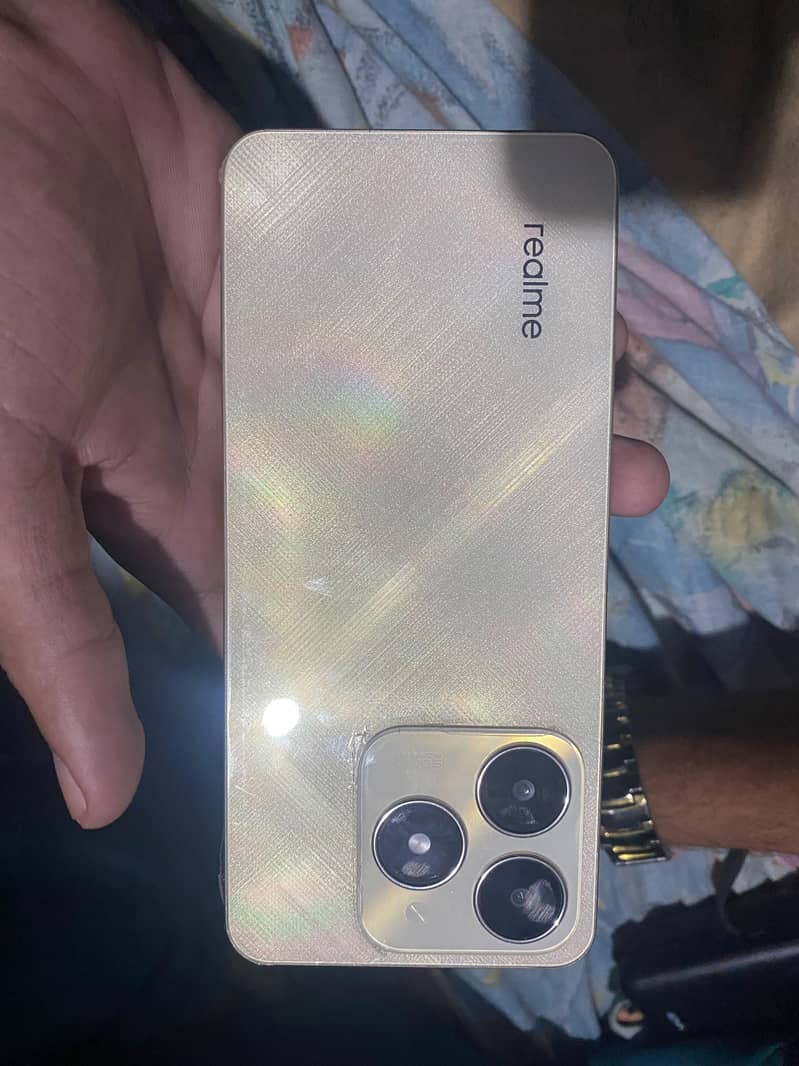 Realme C61 2