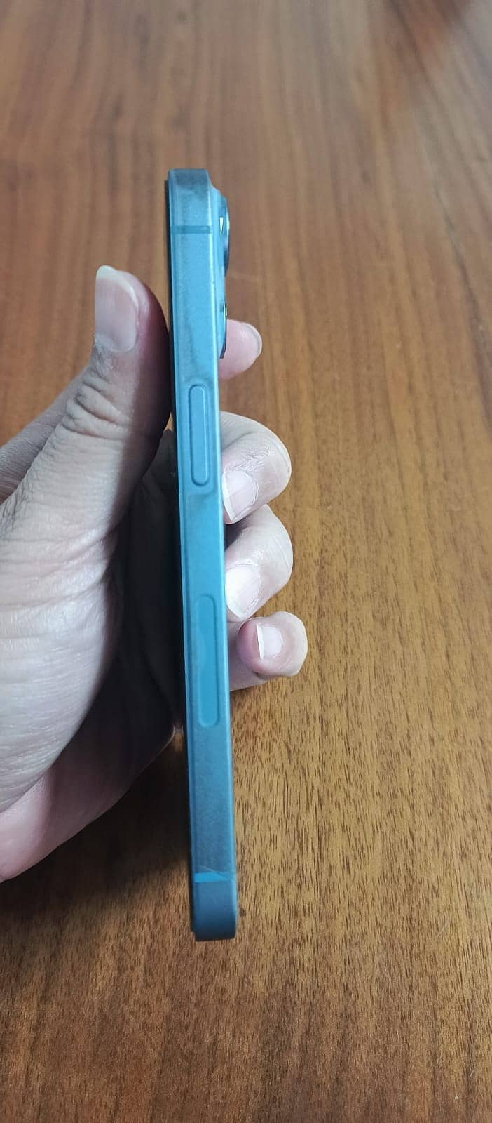 Apple iPhone 14 3