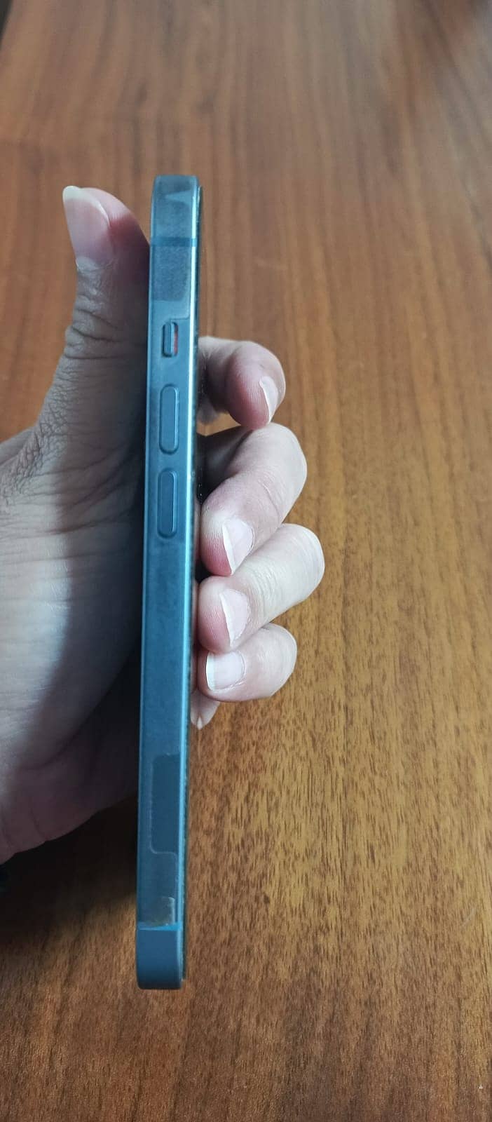 Apple iPhone 14 4