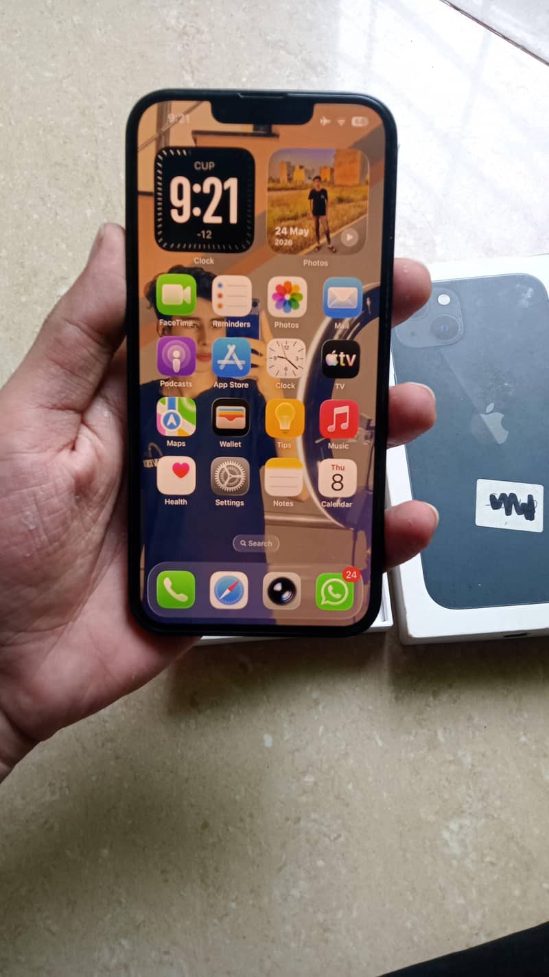 Apple iPhone 13 jv 7