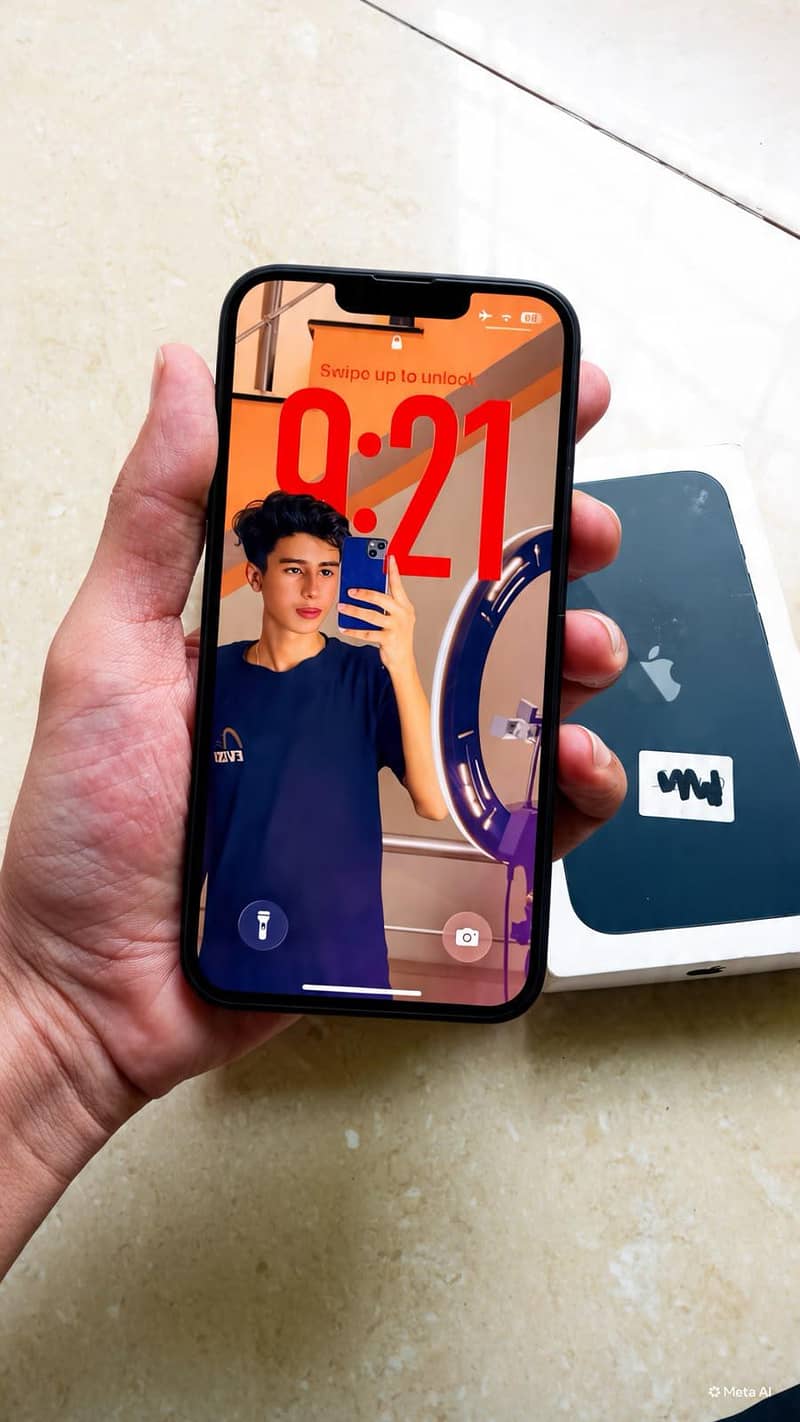 Apple iPhone 13 jv 8